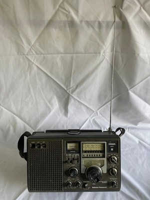 National Panasonic COUGAR RF-2200 Shortwave Radio Showa Retro