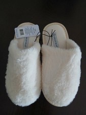 Ashley Blue SIZE Small 5/6 Cream FLAT SLIPPERS House SHOES Faux Fur NWT