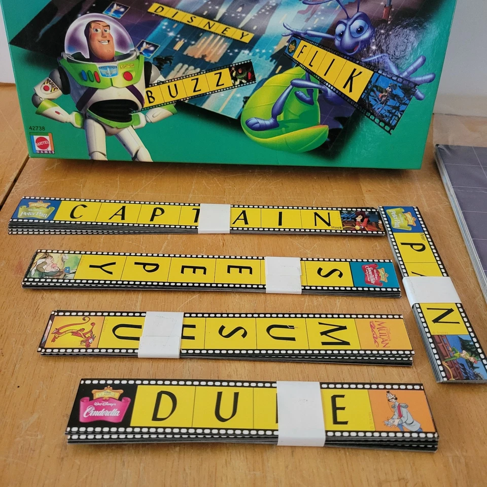 Mattel The Wonderful World of Disney Word Crossing Game 2000 Complete - Image 3 of 4