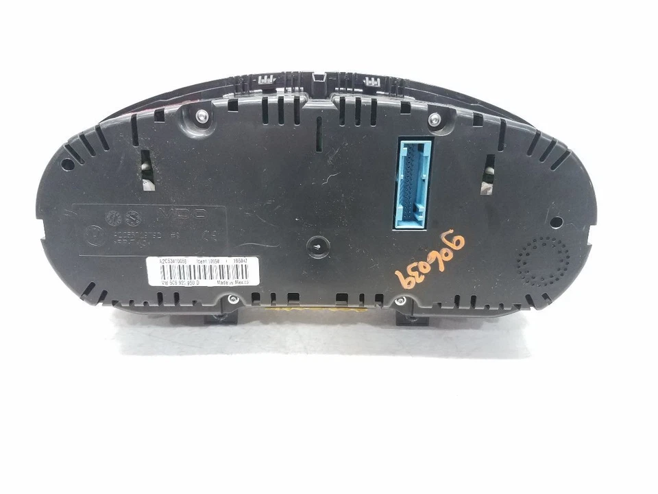 2011-12 Volkswagen Jetta (Sedan / Gas) Speedometer Cluster - MPH *128K Miles* - Image 3 of 4