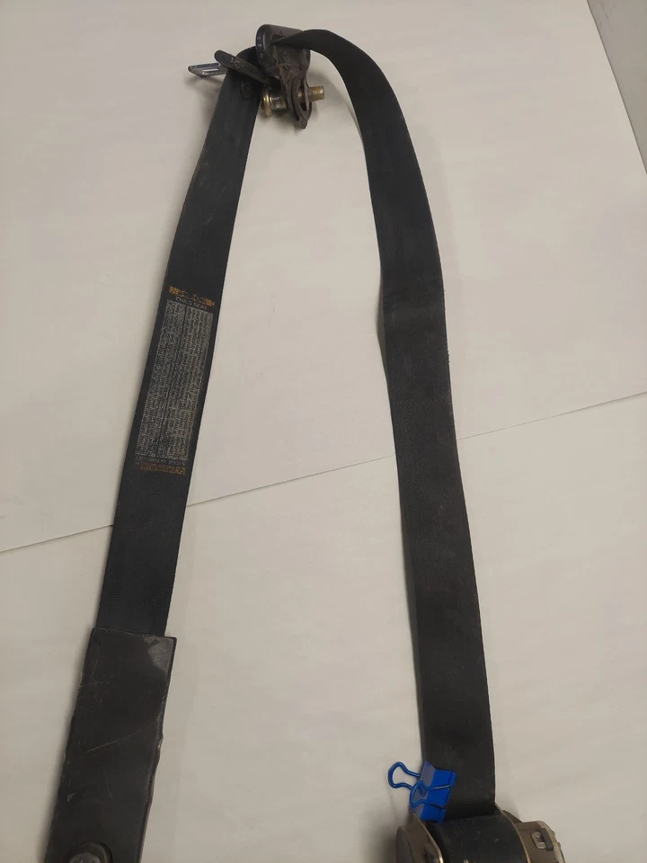 Ford Mustang 1996 97 98 cupé cinturón de seguridad delantero lado de paso derecho negro 96 1997 1998 Foto 4 de 4