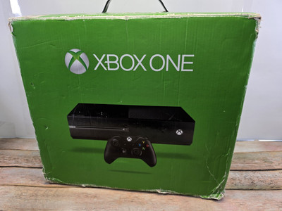 Xbox One 500 GB with Box and Controller