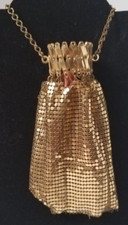 ATQ Whiting Davis Gold Tone Mesh Beggar's Purse