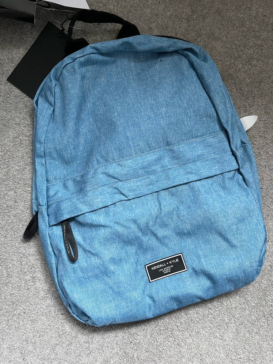 adidas duffle bag backpack Ready Sackpack – Drawstring Gym Bag, 13L Available in white/black size Nike Sportswear Essentials Sling Rod Length:5'6