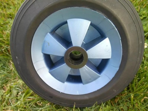 Vollgummi Rad mit Kunststoff-Felge 175 mm Gleitlager Tragkraft 94 kg / 930 N