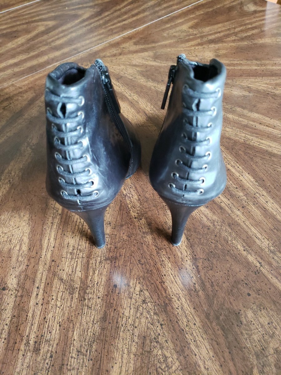 Nine West Theophila Women Sz 5.5 Booties Boots Leather Cuff Corset