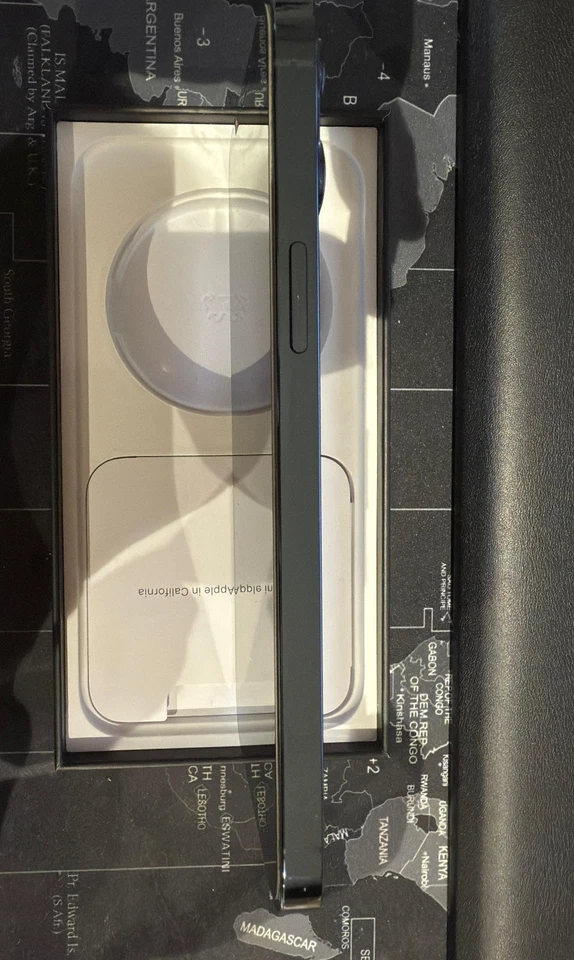 Apple iPhone 12 Pro Max - 128GB - Pacific Blue (Ohne Simlock) - Bild 4 von 4