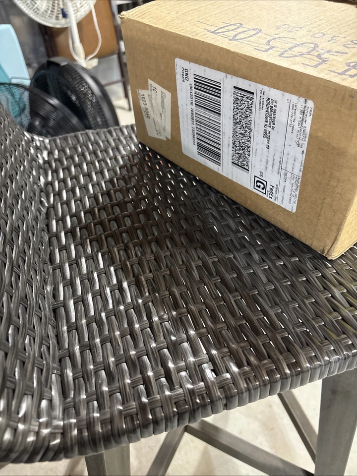 Arrancador de motor magnético NEMA no reversible cuadrado D 8536SBO2V02H30S 1 pieza, sin E Foto 4 de 4