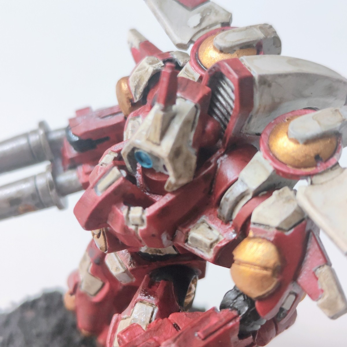 Warhammer 40K Forgeworld Tau XV9 Hazard Suit WH40K - Assembled