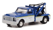 GREENLIGHT - 1972 CHEVROLET C-30 GoodYear tow truck from the series DUALLY DR...