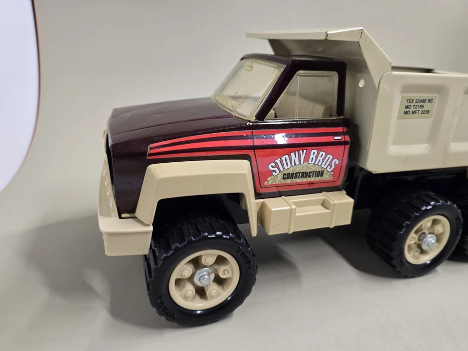 Camión de volteo Tonka Stony Bros # 2203 construcción de acero prensado juguetes agrícolas 1984 Foto 2 de 4