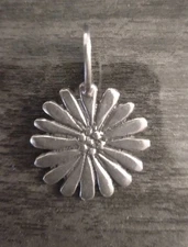Silpada Sterling Silver 925 Flower or Daisy Necklace Pendant Hand Made 
