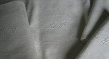 Ancienne Nappe & 4 Serviette de Table  Coton Damassé Monogrammée M.P