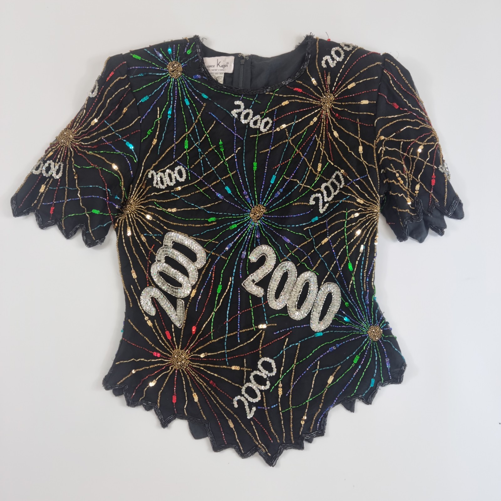 Top de lentejuelas mediano con hombrera Lawrence Kazar para mujer