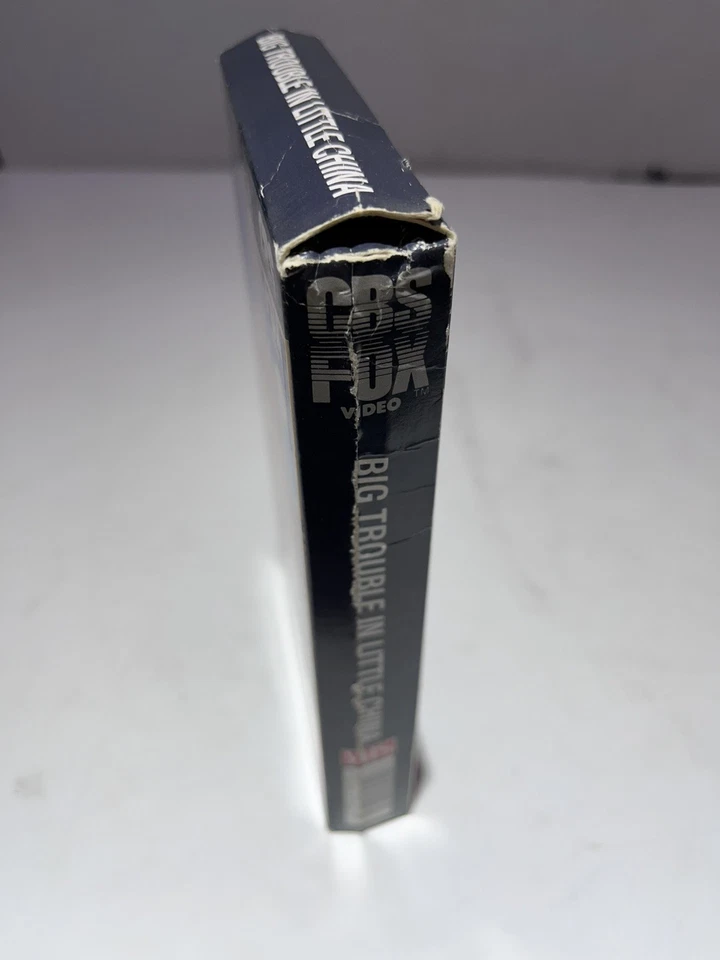 Big Trouble in Little China 1986 VHS  Kurt Russell Kim Cattrall - Image 4 of 4