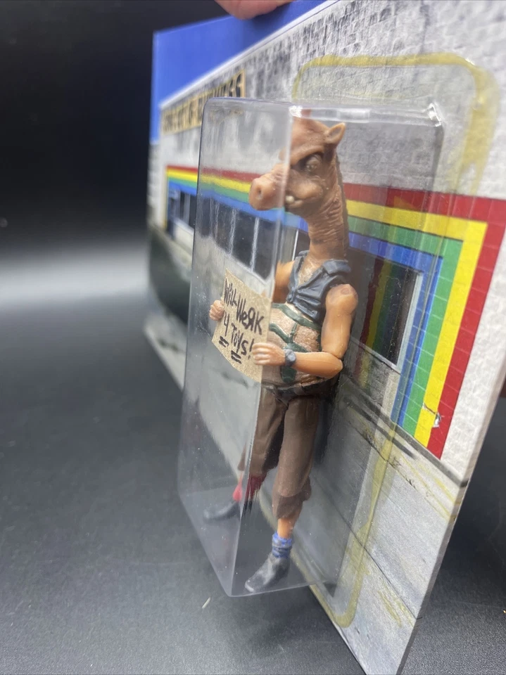 Toys R Us Going Out Of Business Figura Numerada Mr. Blank Toys Arte SDCC Sellado Foto 3 de 4