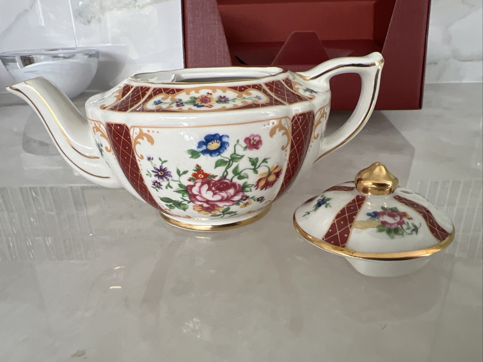 Sadler Teapot Heirloom Collection Mint Condition Never Out Of Box eBay