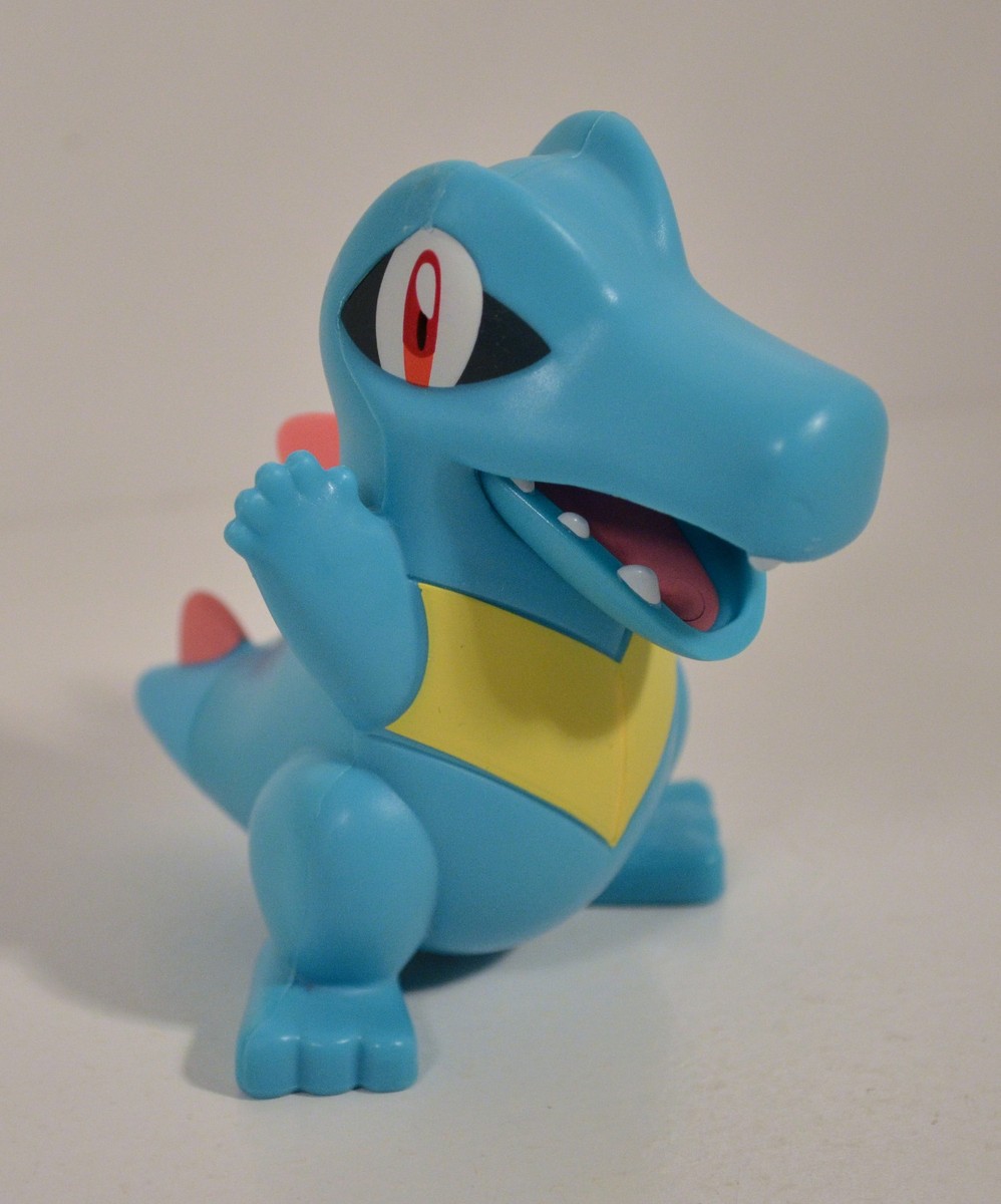 RARE FOREIGN 2018 Totodile 3.25
