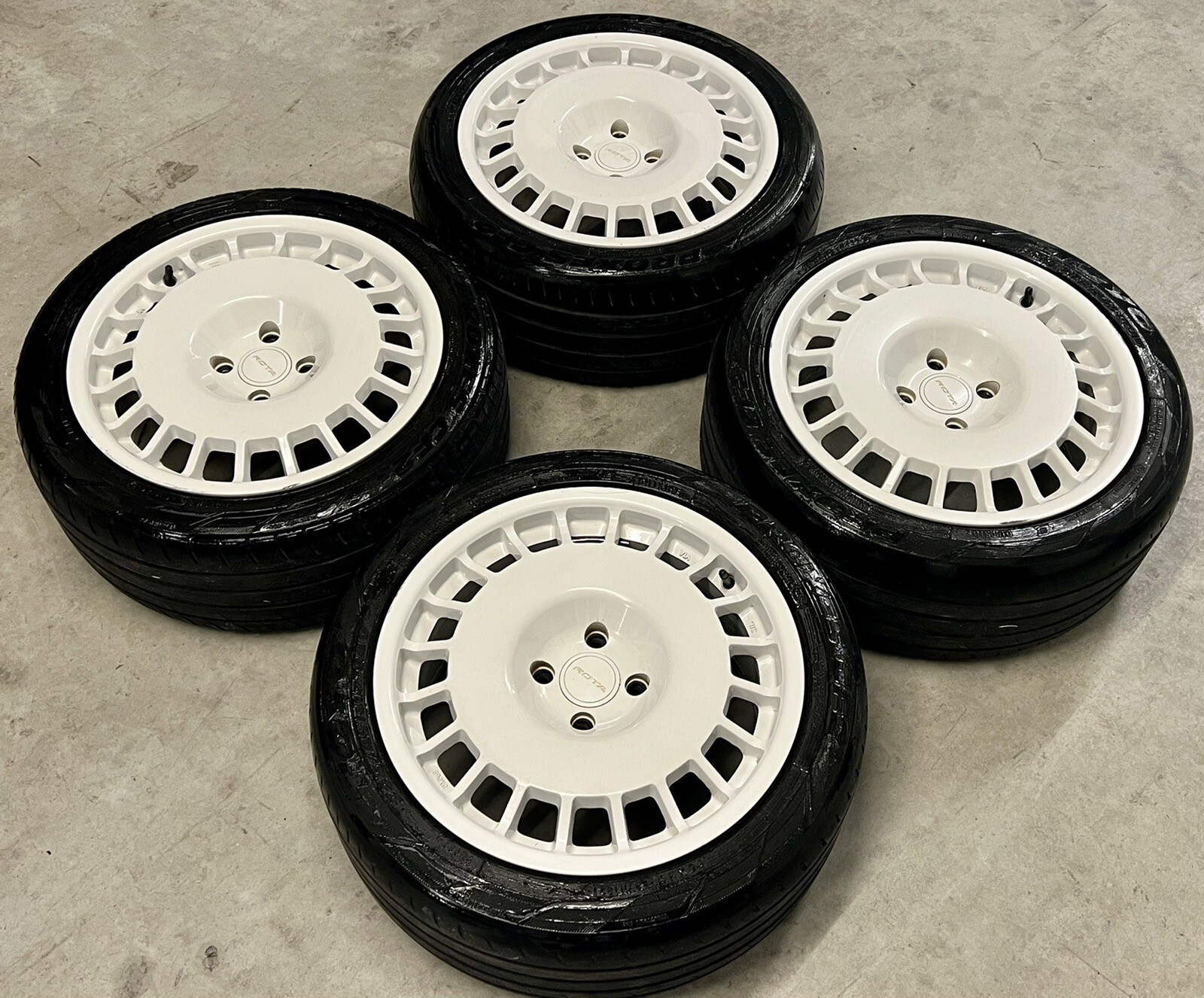 17” ROTA D154 ALLOY WHEELS WHITE 4x108 CITROEN BERLINGO SAXO PEUGEOT