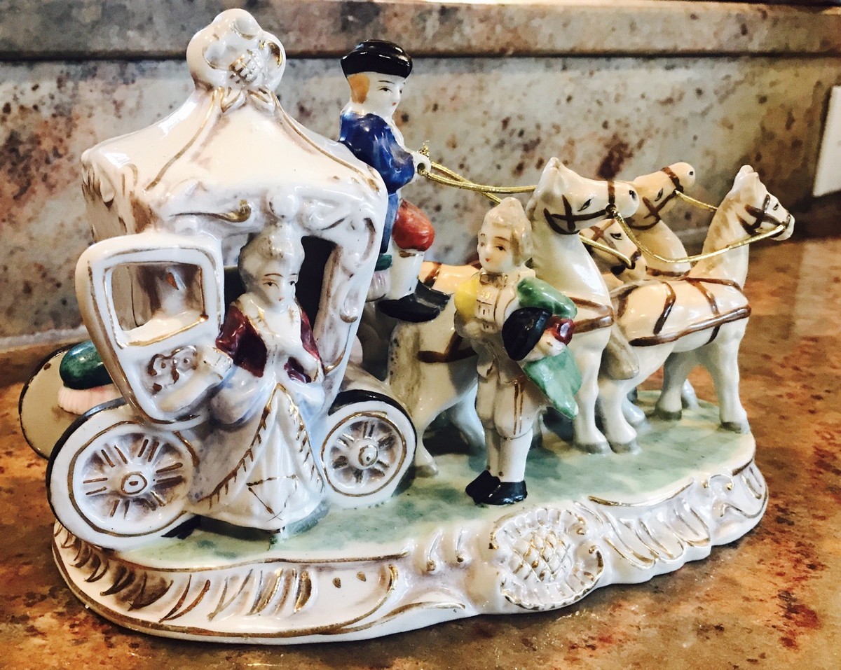 馬乗り人形 アンティーク　希少 Vintage Victorian horse carriage porcelain figurine Japan