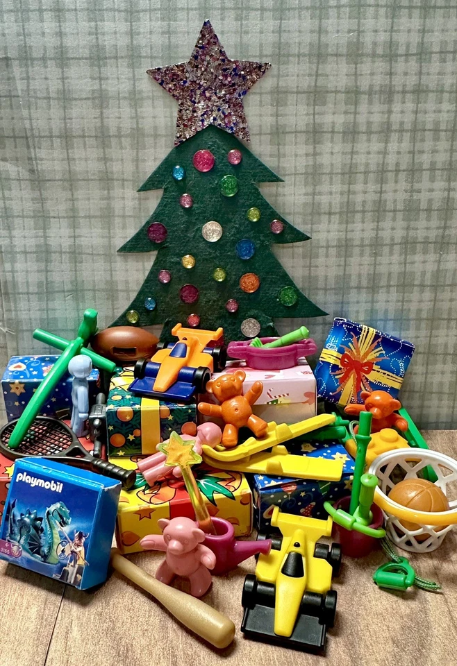 Playmobil Navidad Niños Dormitorio Lote con Juguetes Regalos Moto de Nieve Papá Noel (NUEVO EN CAJA) y más Foto 4 de 4