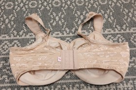 New Wacoal Awareness Underwire Bra - Size 40G - Sand - # 85567