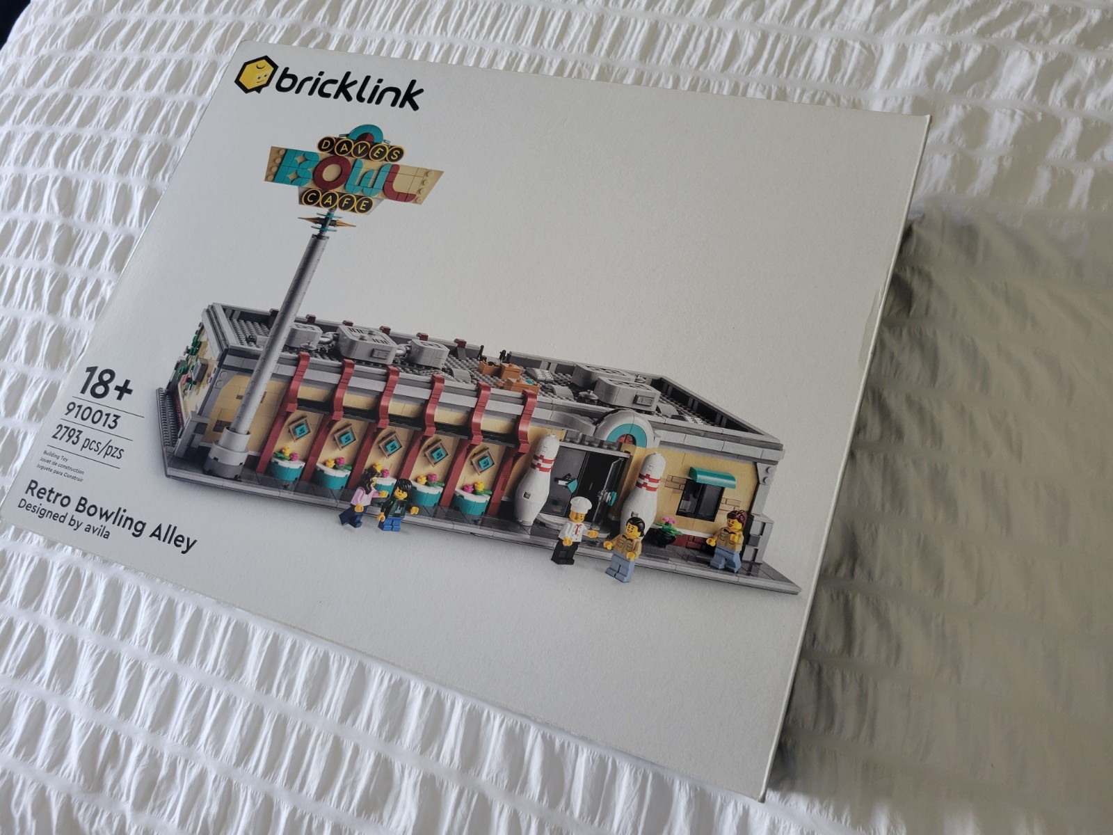 LEGO Bricklink: Retro Bowling Alley (910013) NEW IN BOX