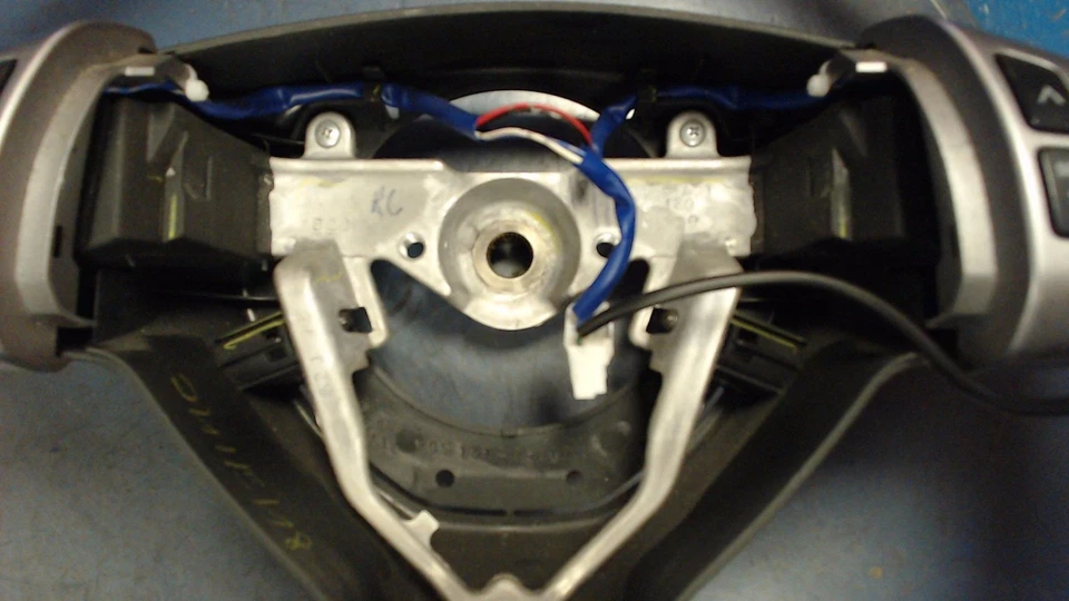 Lenkrad Suzuki M13A 13105610 MZ Swift 1.3 - Bild 2 von 4