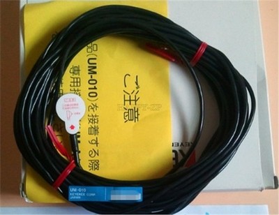 1Pc New Keyence Sensor UM-010 me