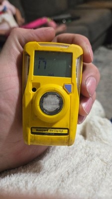 Honeywell BWC2-X BW Clip Single Gas H2S Monitor Detector Yellow