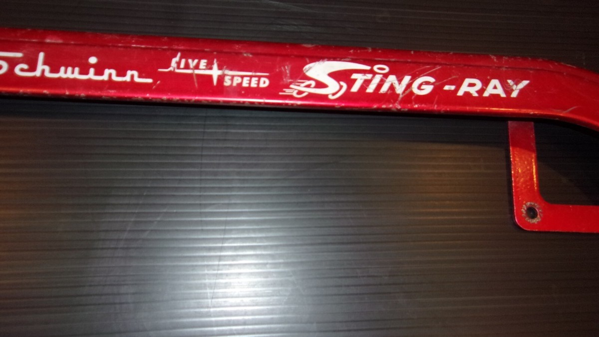 Schwinn Stingray Original Paint And Screen Red 5 Spd Chain Guard