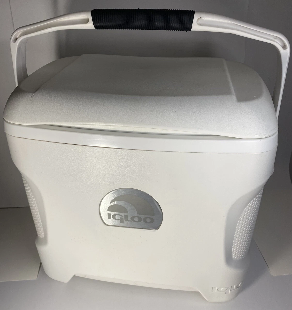 Igloo contour hotsell 30 cooler