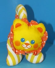 Vtg 1990 Fisher Price Rattle Lion Plush from Zoo Grabbers Line 8" L@@K