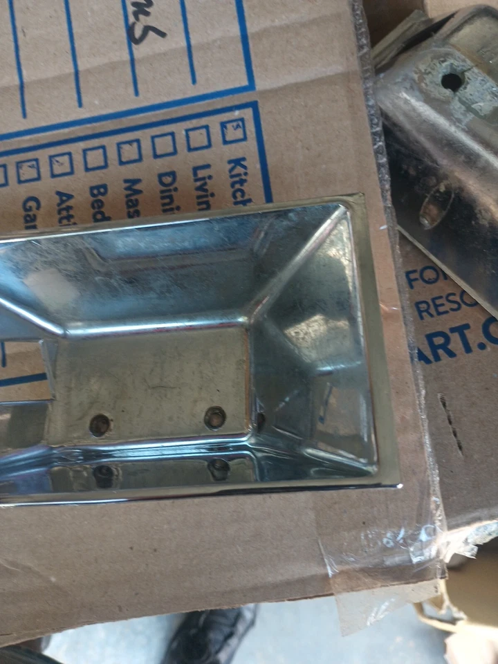 Cadillac 1977-92 OEM manija de puerta bisel lado del pasajero - 20005112 FC-37 Foto 3 de 4