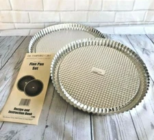Vtg The Pampered Chef Flan set of 2 ,Recipe Book, 4 Parchment Circles # 1700