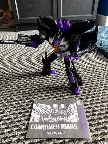 Transformers 2015 Combiner Wars Leader Class Skywarp (with instructions)