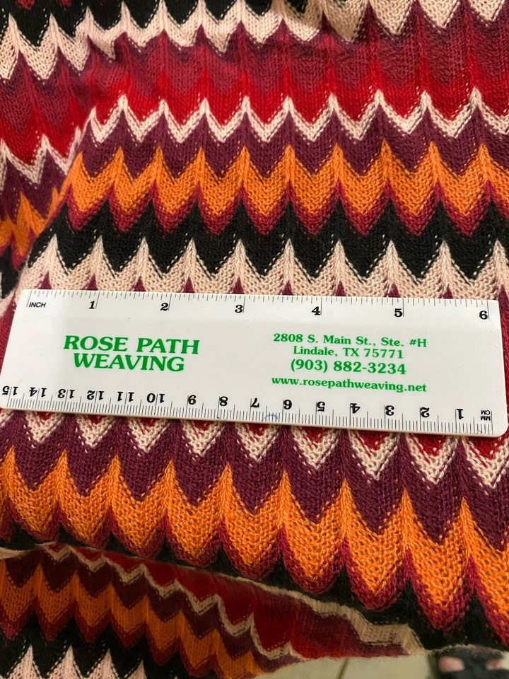 Suéter Acanalado Tejido Chevron Rojo Blanco Orng Negro 2 1/2 Yardas 55" Ancho 0619 Foto 3 de 3