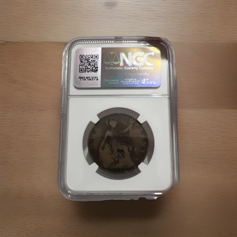 1917 G Britain King George V Penny - NGC - CERTIFICADO - Imagem 2 de 2