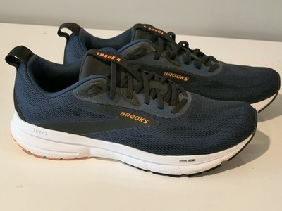 Brooks Trace 4 441 Men s Running Shoes Size 10.5 Medium Width Dark Blue 