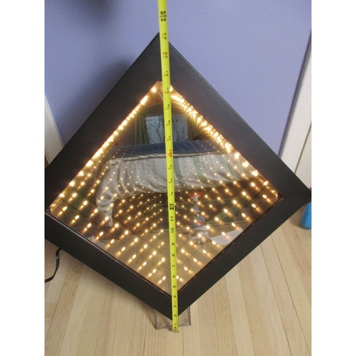 Vtg Can You Imagine Box Infinity Mirror with Stand Multiple Settings Works Great - Bild 17 von 17