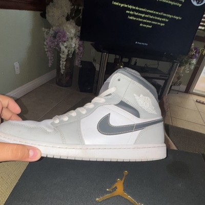 Jordan Air Jordan 1 Mid Light smoke gray  Men s 10 ￼ Women s 11.5￼