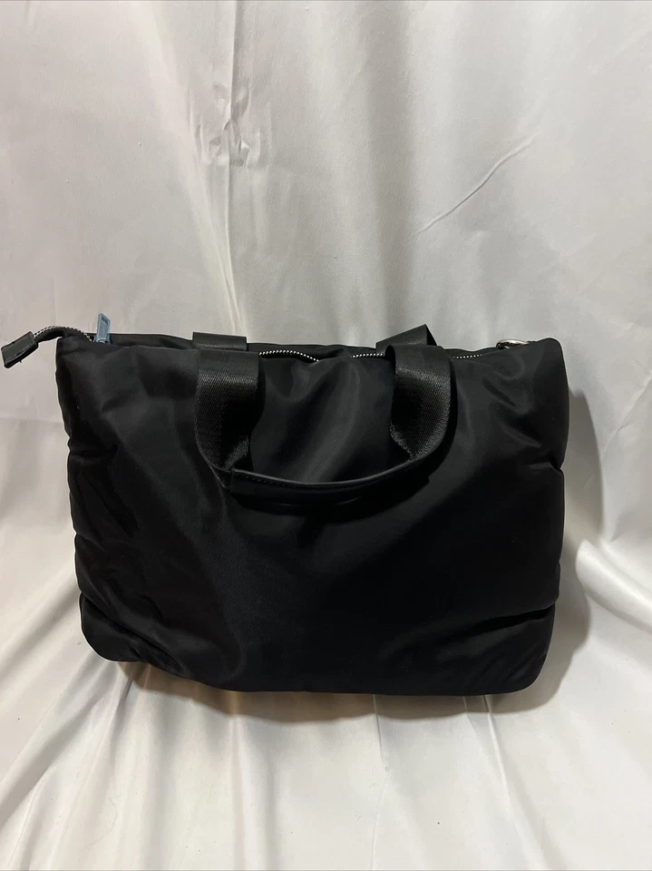 Bolso mensajero Aria negro Urban Expressions para mujer Foto 3 de 4