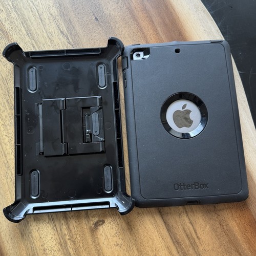 Apple iPad Mini With Otter Box 16GB WiFi+Cellular Space Gray MF519LL/A - Afbeelding 2 van 3