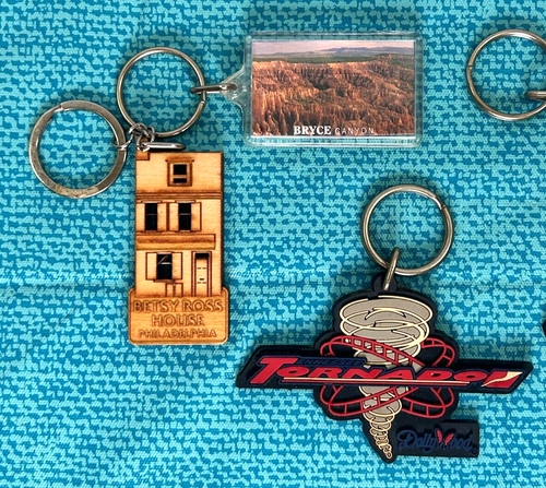 Vtg Souvenir Keychain Key Ring Fob Grand Canyon Dollywood Various Lot of (6) - Picture 2 of 6