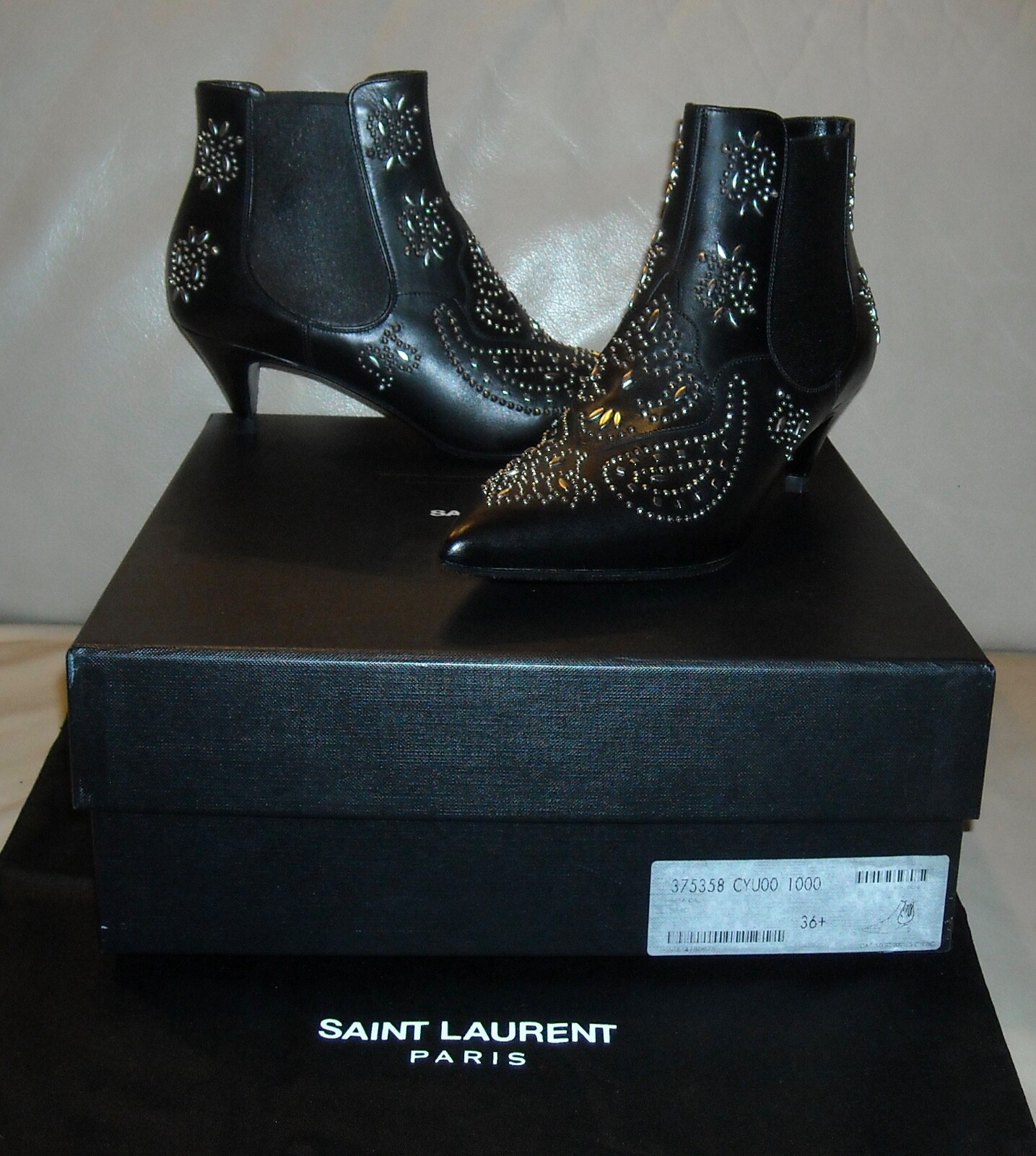 Stivaletti donna Saint Laurent Paris in vera pelle nuovi con scatola misura 36 5 neri