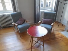 Paire de fauteuils en velour refait à neuf année 1960 structure hêtre