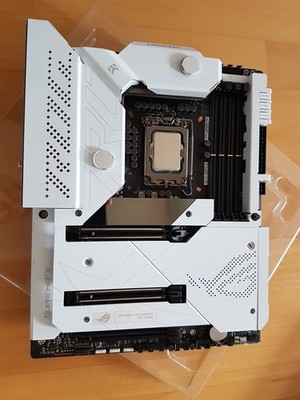 Intel Core i5   12600K & ROG Maximus Z690 Formula (weiß) - (CPU + Motherboard)