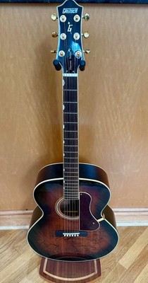 Gretsch Historic Series, G3100, Guitar. Autographed by all members