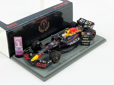 Spark Red Bull RB18 Verstappen World Champion 2022 Winner Japanese