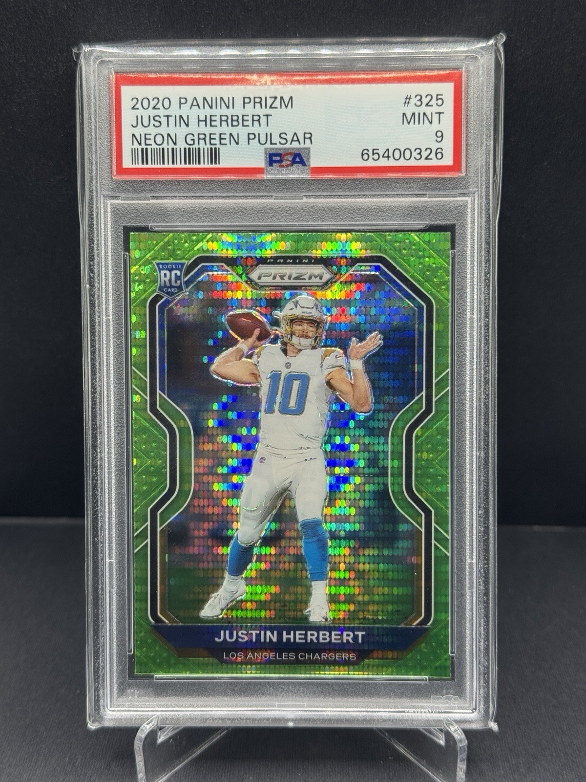 2020 Panini Prizm Neon Green Pulsar Justin Herbert #325 PSA 9